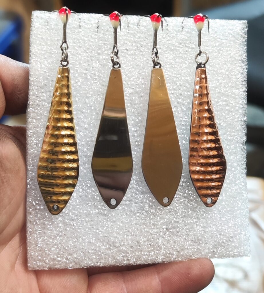 VÄNTO LURES - KÄSITÖÖLANDID 17